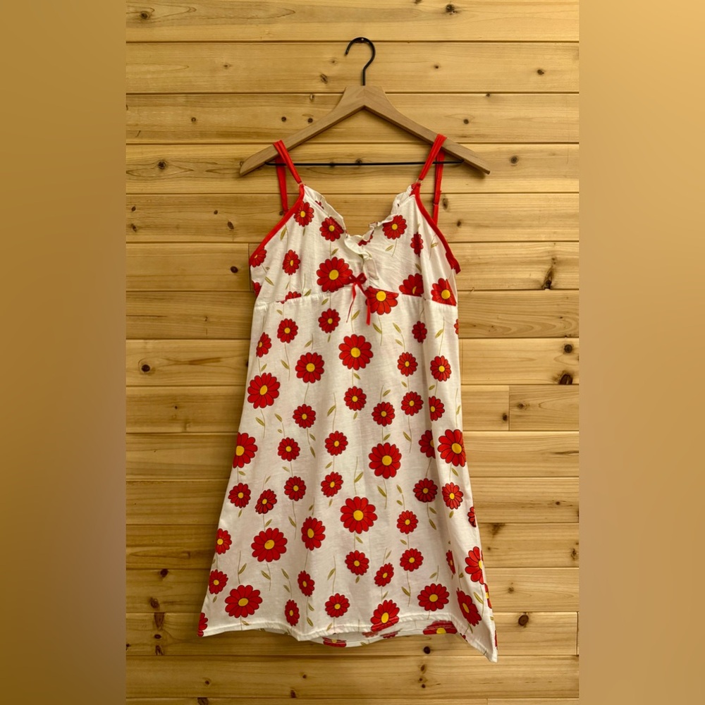 Vintage Sindrella Size Medium Retro Floral Print Babydoll Style Nightgown Dress